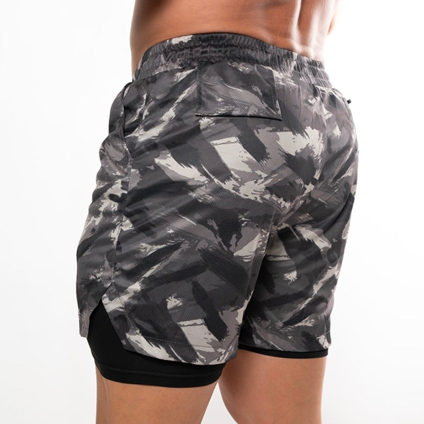 Pantalon corto deporte XHEN camuflaje urbano y rosa lateral esalda