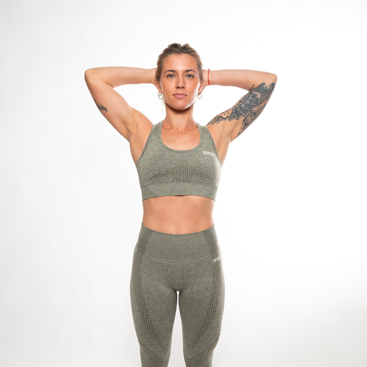 Top deportivo XHEN verde militar deportes hibridos